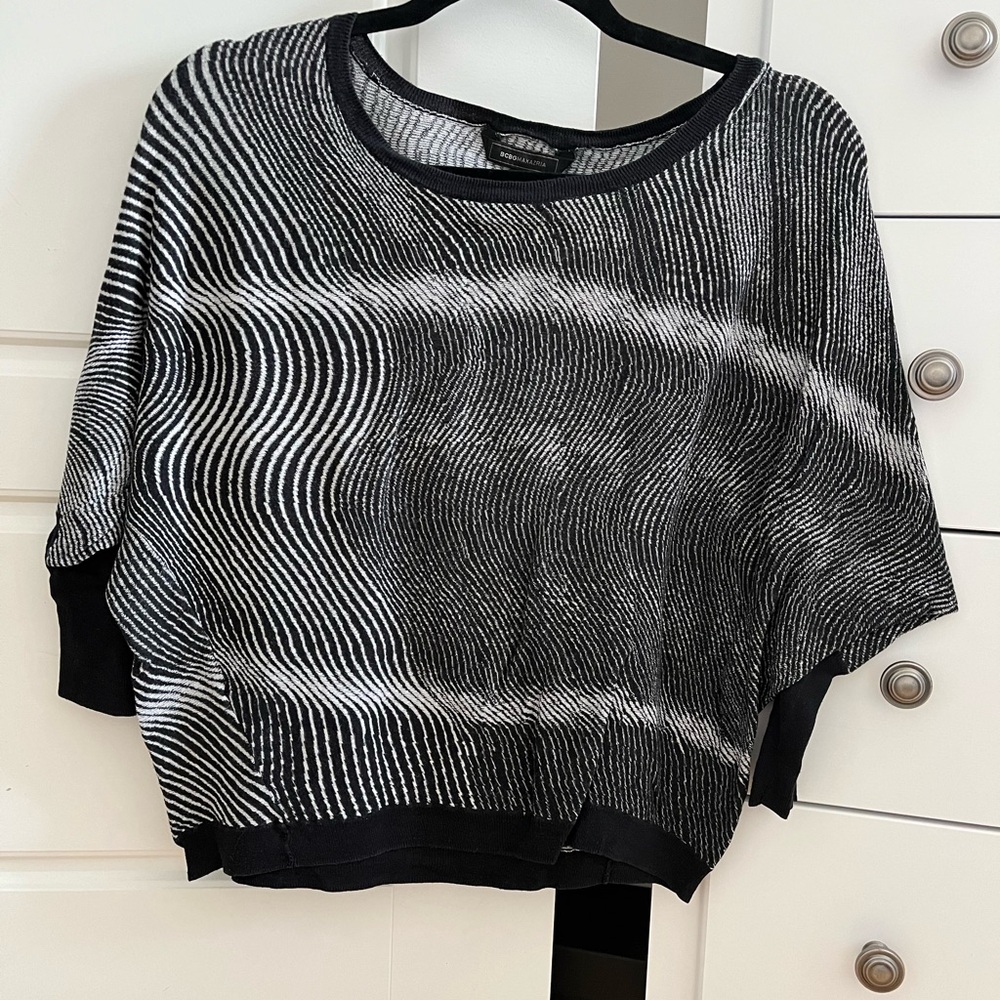 PRE-OWNED BCBGMAXAZRIA Black and Grey Striped Sweater | S